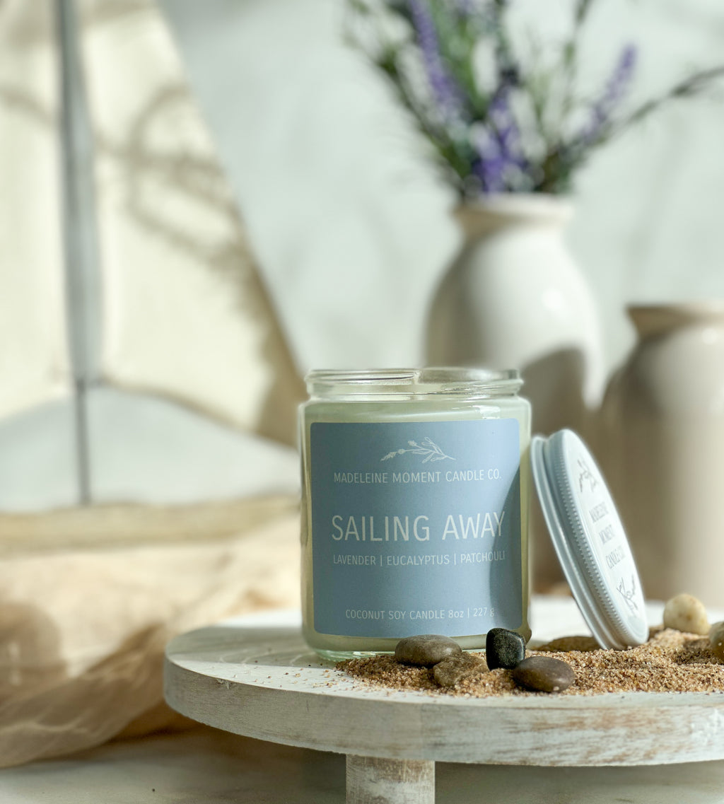 𝚂𝙰𝙸𝙻𝙸𝙽𝙶 𝙰𝚆𝙰𝚈 | 8𝚘𝚣 𝙲𝙰𝙽𝙳𝙻𝙴 | 𝙼𝙰𝙳𝙳𝚈'𝚂 𝙼𝙴𝙼𝙾𝚁𝙸𝙴𝚂